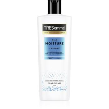 TRESemmé Rich Moisture hydratačný kondicionér s vitamínom E 400 ml