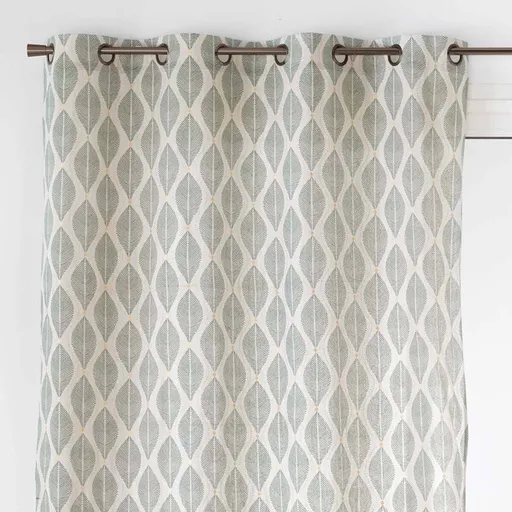 Záves s očkami, potlačou listov a metalickými detailmi