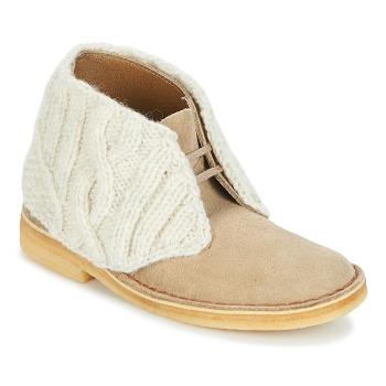 Clarks  DESERT BOOT  Polokozačky Hnedá