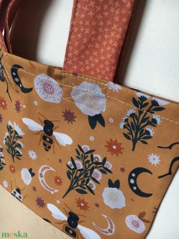 DAY and NIGHT. Mini shopper vagy ajándékátadó tasak.