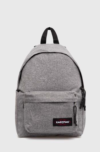 Ruksak Eastpak DAY PAK'R S šedá farba, malý, s nášivkou, EK0A5BG53631