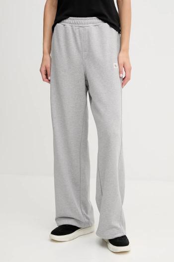 Tepláky Calvin Klein Jeans šedá farba, jednofarebná, LV047C249G