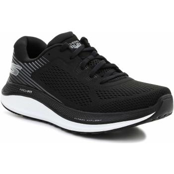 Skechers  Go Run Persistence Black/White 246053-BKW  Bežecká a trailová obuv Čierna