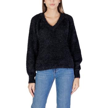 Vero Moda  VMNERA LS V-NECK PULLOVER BOO 10310874  Svetre Čierna