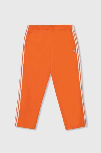 Tepláky adidas Originals oranžová farba, s nášivkou, IR9894