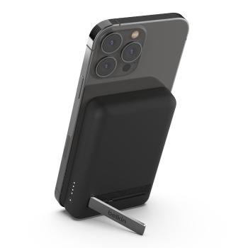 Belkin BOOST CHARGE ™ MagSafe Magnetická Bezdrôtová PowerBanka so stojanom, 5000mAh, čierna
