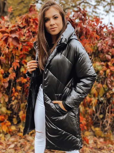 Krásna čierna bunda