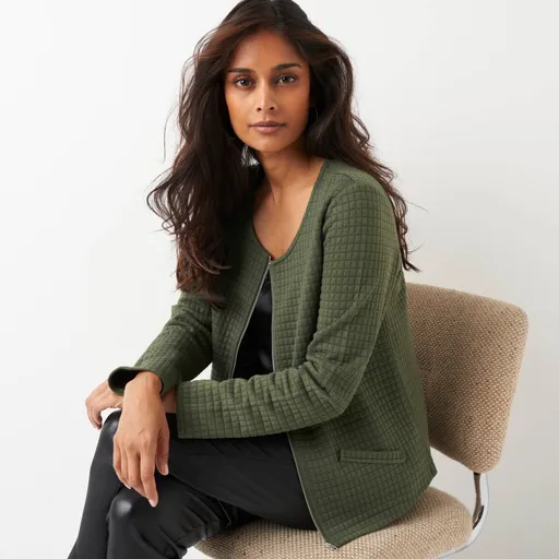 Prešívaná bunda na zips