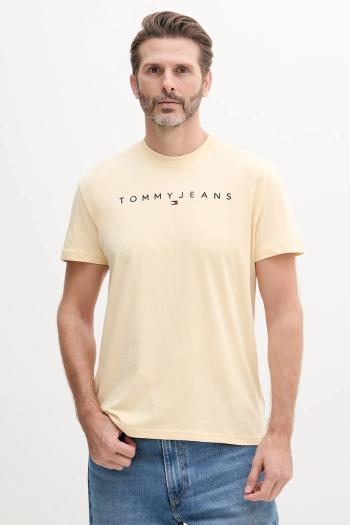 Bavlnené tričko Tommy Jeans pánske, žltá farba, s nášivkou, DM0DM20744