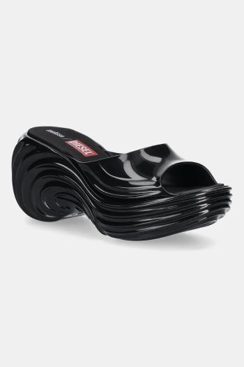 Šľapky Melissa MELISSA PLATFORM DIESEL AD čierna farba, na platforme, M 36152