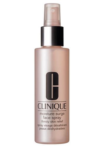 Clinique Osviežujúci pleťový sprej pre okamžitú hydratáciu (Moisture Surge Face Spray Thirsty Skin Relief) 30 ml