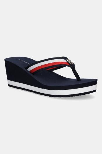 Šľapky Tommy Hilfiger TH CORPORATE WEDGE BEACH SANDAL dámske, tmavomodrá farba, na kline, FW0FW08520