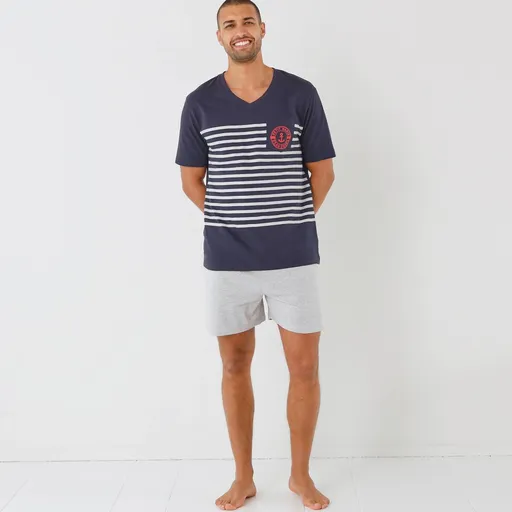 Pyžamo so šortkami a potlačou pruhov