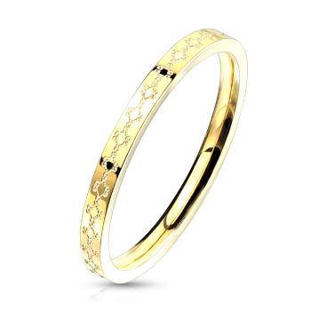 Oceľová obrúčka v zlatom farebnom prevedení - filigránový vzor, úzke ramená, 2 mm - Veľkosť: 59 mm