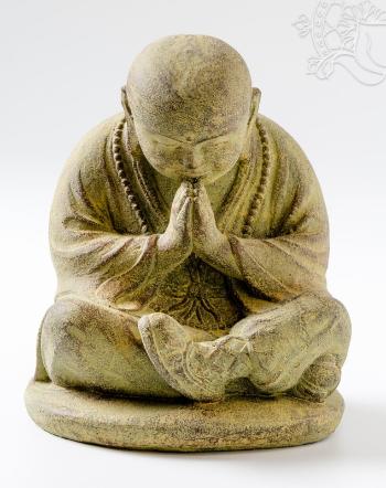 Imádkozó szerzetes láva kő szobor - 20 cm