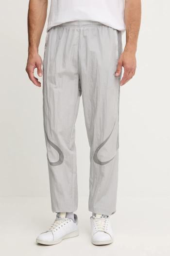 Tepláky adidas Originals šedá farba, s nášivkou, JP1135