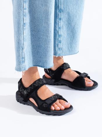 Trendy dámske sandále čierne bez podpätku