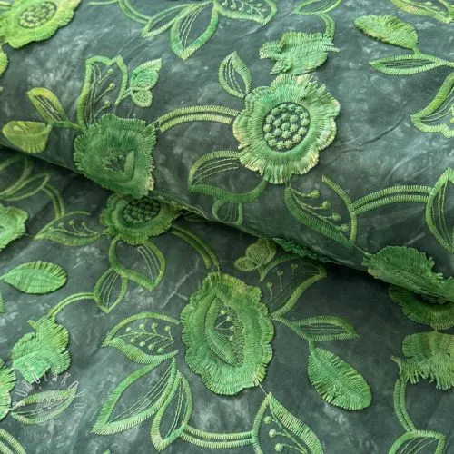 Bavlnená látka TIE DYE EMBROIDERY Flora design A