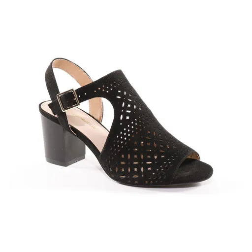 Sandále s ažúrou a otvorenou špičkou