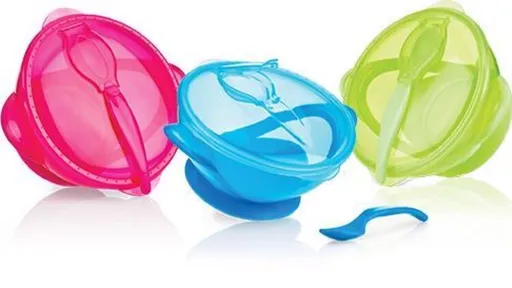 NUBY Miska s prísavkou, vrchnáčikom a lyžičkou 3m+