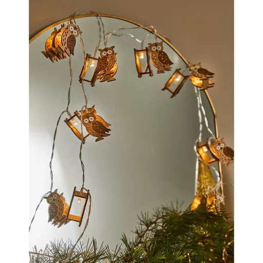 Drevená svetelná girlanda so sovičkami