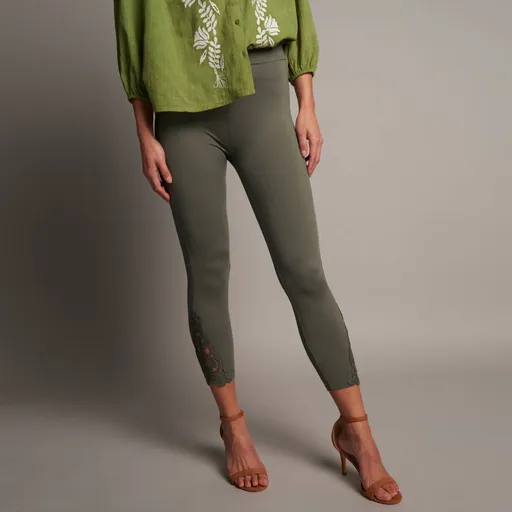 3/4 legíny s macramé a pružným pásom