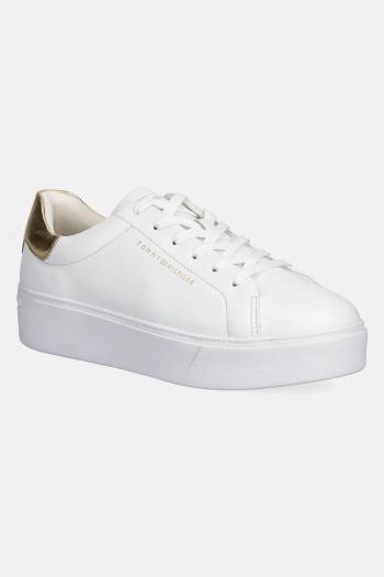 Kožené tenisky Tommy Hilfiger ESSENTIAL PLATFORM COURT SNEAKER biela farba, FW0FW08756