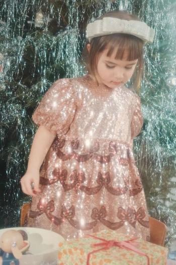 Dievčenské šaty Konges Sløjd STARLA BOW WOW DRESS zlatá farba, mini, áčkový strih, KS102116