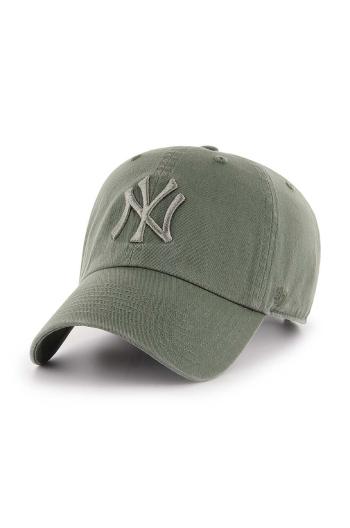 Bavlnená šiltovka 47 brand MLB New York Yankees zelená farba, s nášivkou, B-RGW17GWSNL-MSA