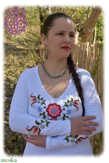 “Kun Fehérnép” HU fehér