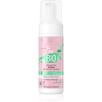 Eveline Cosmetics I'm Bio jemná čistiaca pena pre suchú a citlivú pokožku 150 ml