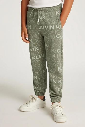 Detské bavlnené tepláky Calvin Klein Jeans zelená farba, vzorované, IB0IB02345