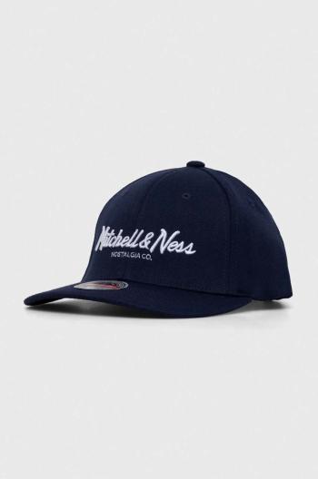 Šiltovka s prímesou vlny Mitchell&Ness tmavomodrá farba, s nášivkou