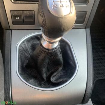 Bőr Ford Mondeo MK3 váltószoknya