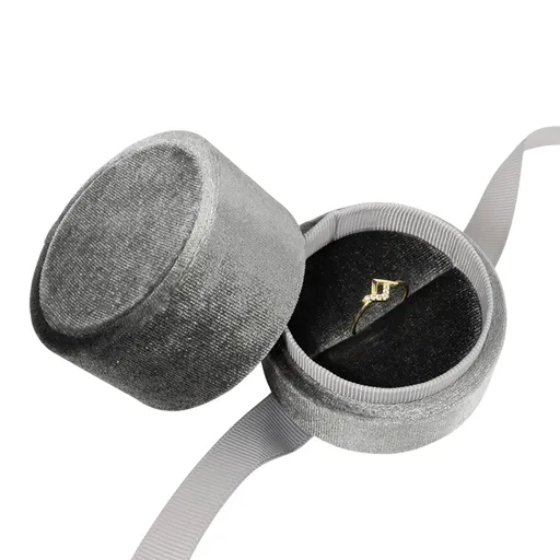 Darčeková semišová krabička na prsteň – elegantná šedá