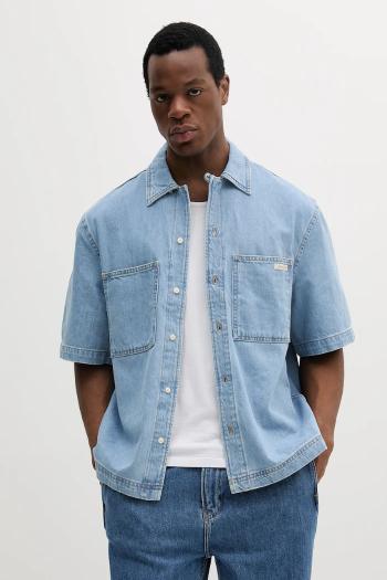 Rifľová košeľa Calvin Klein Jeans voľný strih, s klasickým golierom, J30J327512