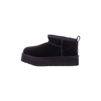 UGG  1157791  Polokozačky Čierna