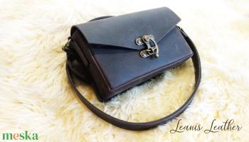 Márk férfi oldaltáska