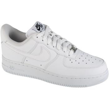 Nike  Air Force 1 07  Nízke tenisky Biela