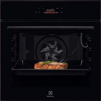 Electrolux vstavaná rúra séria 800 SenseCook AssistedCooking KOEBP39WZ