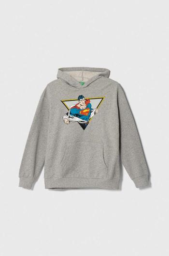Detská bavlnená mikina United Colors of Benetton x DC šedá farba, s kapucňou, s potlačou