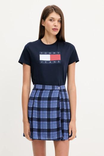 Bavlnené tričko Tommy Jeans dámske, tmavomodrá farba, DW0DW22562