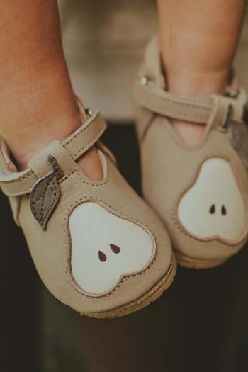 Semišové topánky pre bábätká Donsje Nanoe Shoes Pear zelená farba, 1005020