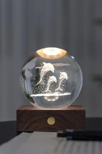 Bezdrôtová led stolná lampa Gingko Design Amber Crystal Light 9,5 x 8 cm hnedá farba
