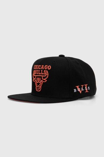 Bavlnená šiltovka Mitchell&Ness NBA CHICAGO BULLS čierna farba, s nášivkou