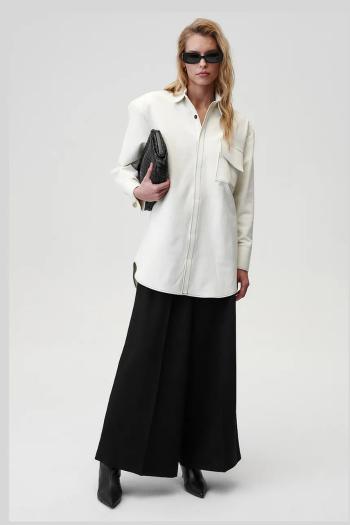Košeľa Undress Code Hailey Shirt béžová farba, voľný strih, s klasickým golierom, 758
