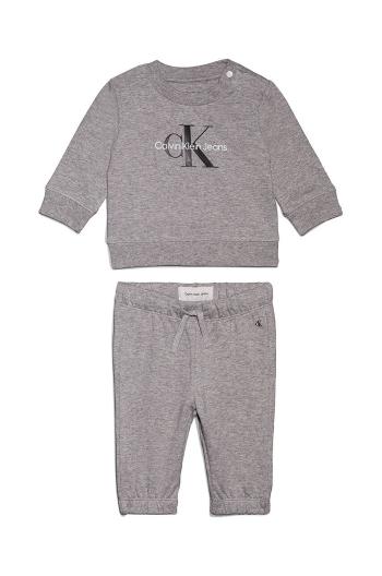 Detská tepláková súprava Calvin Klein Jeans šedá farba, IN0IN00017