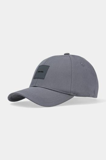Bavlnená šiltovka Calvin Klein šedá farba, s nášivkou, K50K512616
