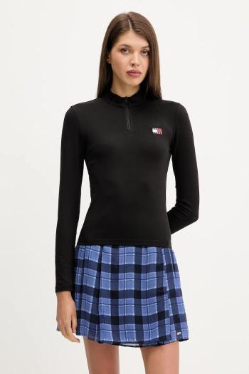 Tričko s dlhým rukávom Tommy Jeans čierna farba, s polorolákom, DW0DW21567