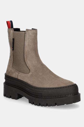 Semišové topánky chelsea Tommy Jeans TJW FOXING CHELSEA SUEDE dámske, béžová farba, na platforme, EN0EN02631